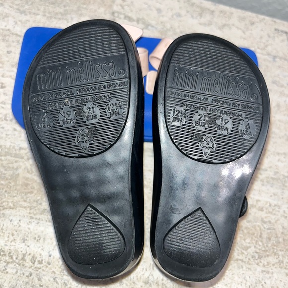 **SOLD**SOLD**SOLD***. Mini Melissa Toddler size 6 - Picture 4 of 4